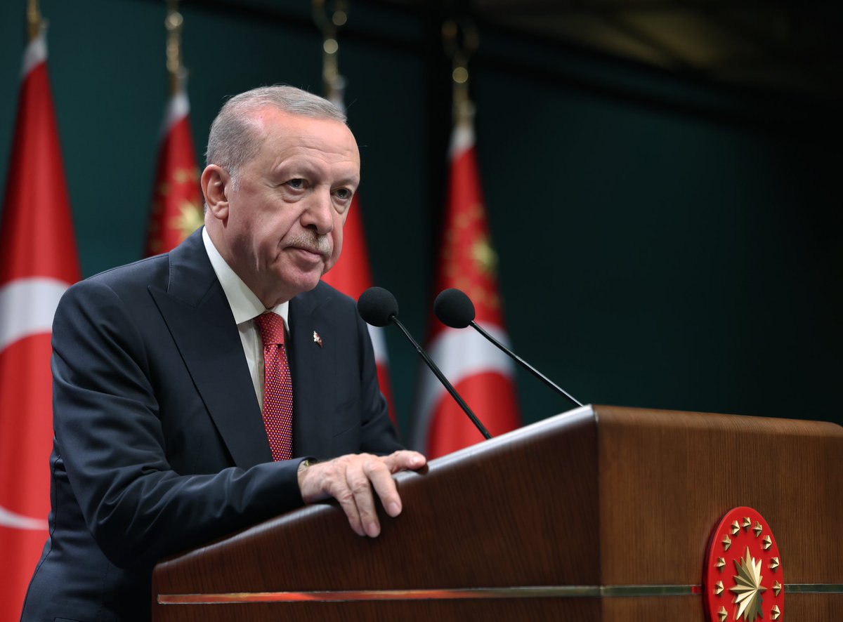 tcbestepe's tweet photo. “Gençlerimizin eğitimine, istihdamına ve geleceğine desteğimizi artırarak sürdüreceğiz” https://t.co/v3bEUZ4Gsl https://t.co/GW3UzLioKt