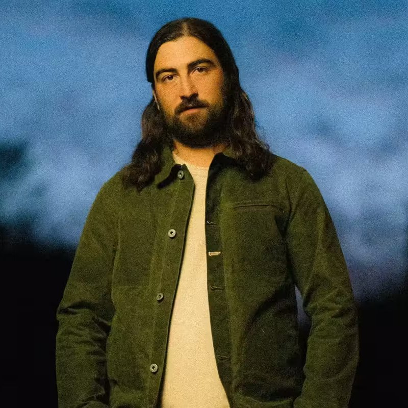 TheGrammyGuru's tweet photo. Noah Kahan's Official Submissions for the 2027 #GRAMMYs (exclusive to The Grammy Guru):

The Great Divide (The Last Of The Bugs) (A): AOTY, Contemporary Folk Album, Eng Album, Best Album Cover
The Great Divide (S): ROTY, SOTY, Rock Perf, Rock Song, Best Music Video
Haircut: American Roots Perf, American Roots Song
American Cars: Americana Perf
Orbiter: Pop Solo Perf
Out of Body: Best Music Film

Please credit us (@TheGrammyGuru) if you're posting our exclusive submissions on your account.