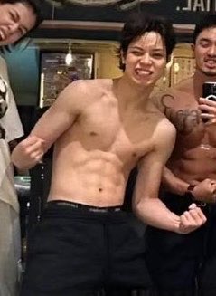 enhashotz_'s tweet photo. so 2yulz was planning to put out a workout content 😂 not scared at all totally notttt 😂😆 https://t.co/Po82jNc5XH