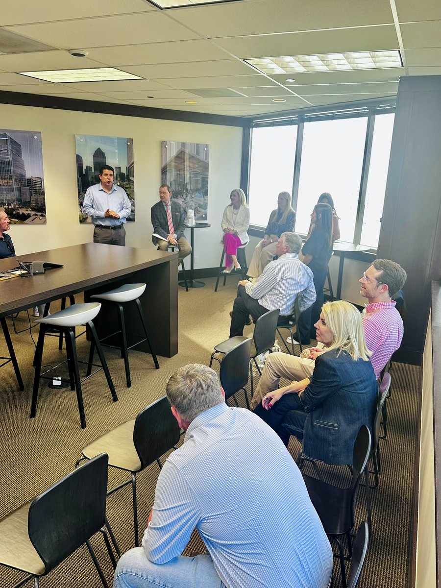 KDC_Development's tweet photo. KDC Senior Vice President Aarica Mims joined Bank of America’s Jennifer Chandler, Pacific Elm’s Sara Terry and fellow industry leaders for a ULI panel exploring Dallas’ rise as “Y’all Street,” the future of the workplace and Bank of America’s new regional office at Parkside. https://t.co/i1zklLdCZE