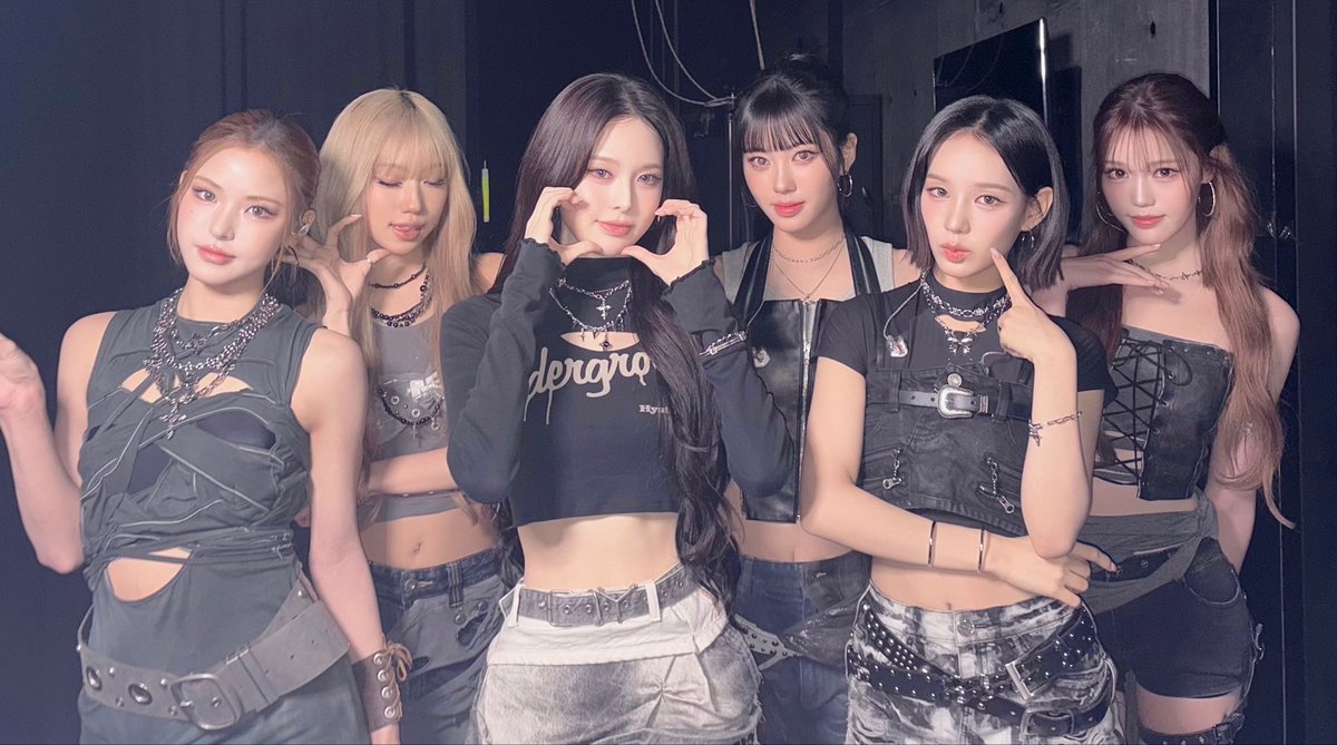 IZNAPH's tweet photo. [🏆] 261013 2026 MAMA FANS’ CHOICE X VOTING D-2

📢 NAYAs! Day 2 of X voting for the 2026 MAMA FANS’ CHOICE AWARD is here! Let’s keep the momentum going and continue showing our support for IZNA!

🗳️ X VOTING TAG
“Let’s support #izna at the #2026MAMAVOTE”
🎯 500 replies

📌 Make sure your X account is set to PUBLIC.
📌 Only one voting post per account per day will count, based on KST.
📌 Include only IZNA’s artist hashtag in your voting post. Posts mentioning multiple artists will be invalid.
📌 Reposting a valid voting post also counts, so help spread the word!

💬 NAYAs, reply under our post using the voting tag above! Let’s aim for 500 replies and keep supporting IZNA throughout the voting period. Every valid vote counts, so let’s work together and give IZNA our full support! 🩵

@izna_offcl @izna_offcl_jp
#이즈나 #イズナ