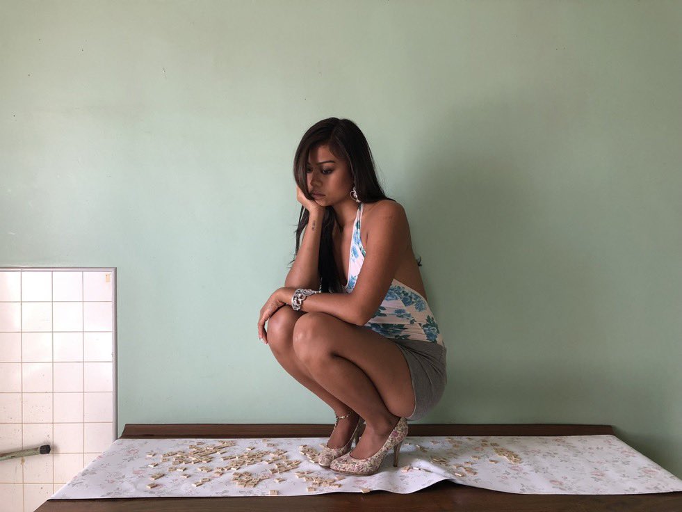 s4ynow's tweet photo. and the fact that she ate first is crazy https://t.co/j5CYXFNSIV