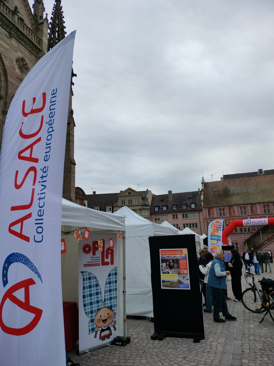ULMulhouse's tweet photo. 5 ans de la CeA à #Mulhouse ! Nous  saluons l’engagement de ses agents. Mais l’Alsace mérite plus de compétences, de pouvoirs et de moyens. Ne nous résignons pas aux blocages de #Paris et du #GrandEst !
Pour une #Alsace🇲🇨 libre qui décide et agit, rejoignez-nous chez @UnserLand ! https://t.co/FnVMzHFk6u