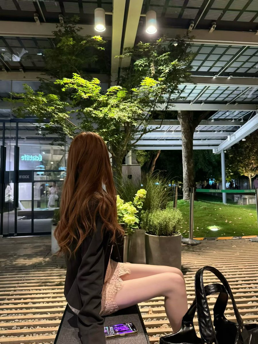 Joohonp7's tweet photo. 언니가 어려워 언니가 싫어 언니가 잘할게... https://t.co/7kDBNpiFJY