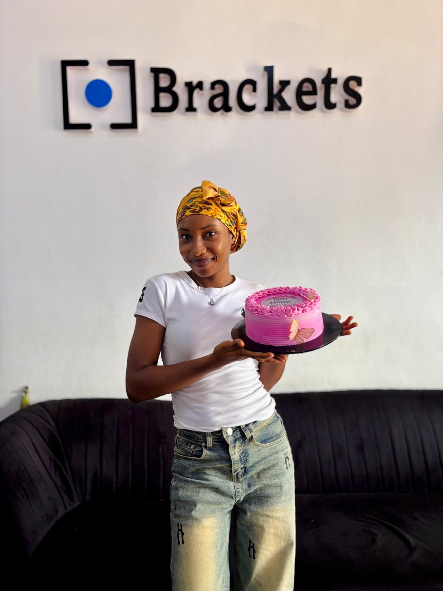 bracketstechhub's tweet photo. Happy Birthday, Marvellous!

Today, we celebrate you and wish you a new year filled with happiness, growth and success.

From all of us at @bracketstechhub, happy birthday!

#NYSC #BLUETHOPIA #ONEPETERWIN #CongratulationsKeivo #PPHALLOWEENPARTY #GoodFriday #CongratulationsShalom https://t.co/5R02RGwY0K