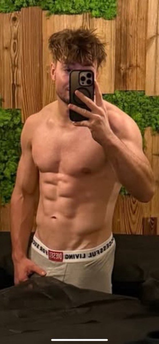 Nudeinfluxa's tweet photo. Pragnę aby połknąć jego spermę i wylizać pachy 🤤 - Edziorap https://t.co/RDsveP8x1I