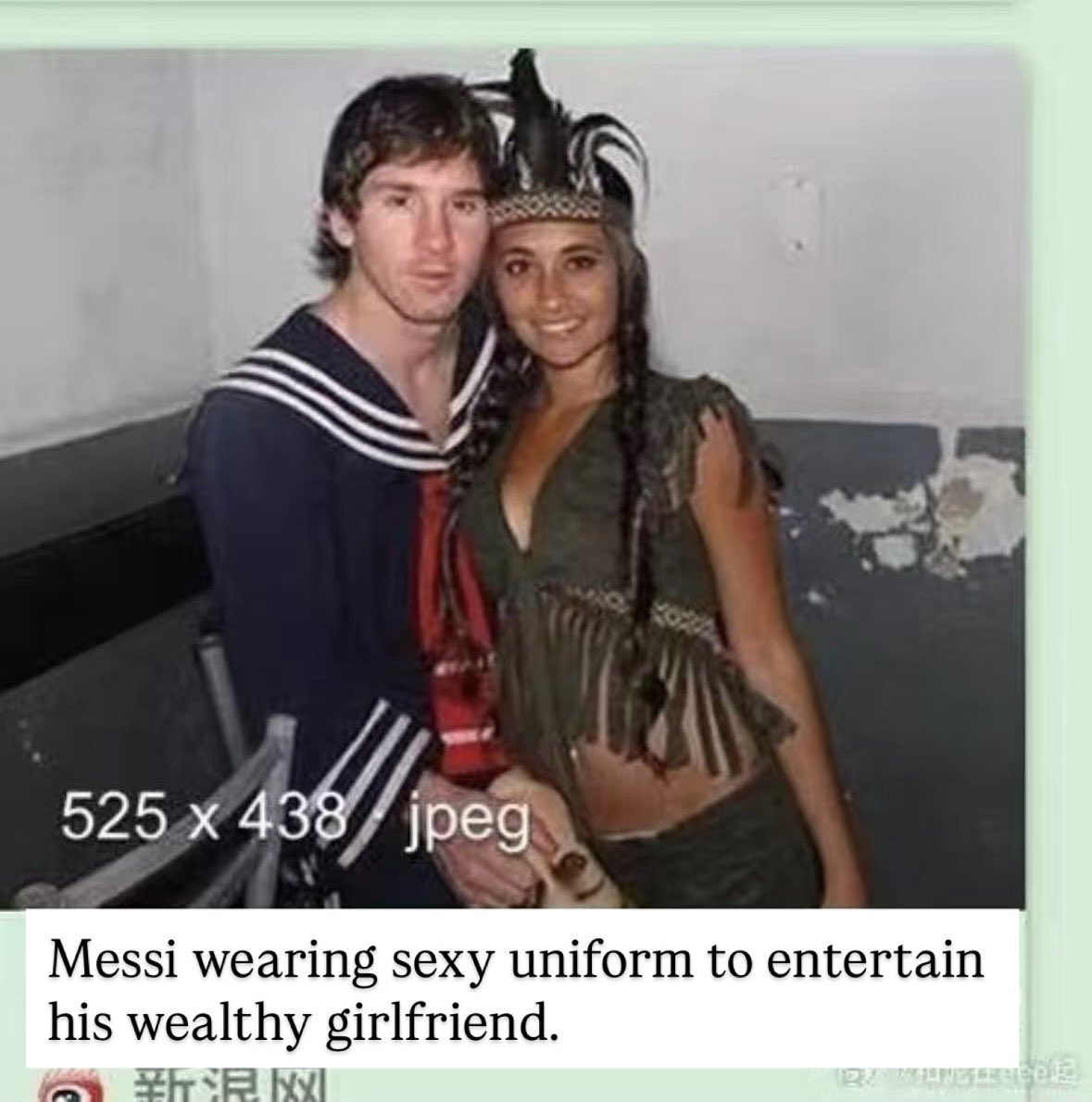 sachiinaut's tweet photo. According to a Chinese newspaper, he wore that uniform to seduce his rich girlfriend. https://t.co/AW42p5tAi7