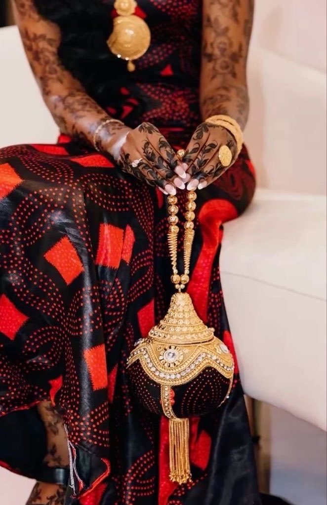 somalijpgs's tweet photo. somali shaash print https://t.co/mwHrd5b8A7