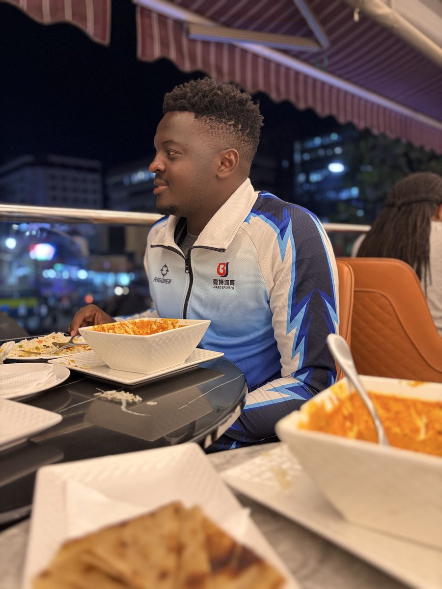 muli_brian_'s tweet photo. Local man from Mbooni looking dangerously handsome from the new IPhone 17pm lenses. Demwiiitttt 😍😍 https://t.co/izd9eYe0vW
