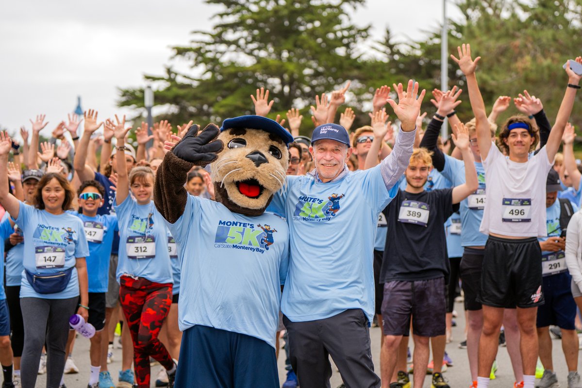 CSUMB's tweet photo. 🦦 Bringing it home for RAFT Weekend!

This weekend, we welcomed our #Otters from near and far for a packed weekend of celebration, connection and unforgettable memories! 

Learn more about this weekend here: https://t.co/MFpyfbHErQ https://t.co/eYWnFmzoNB