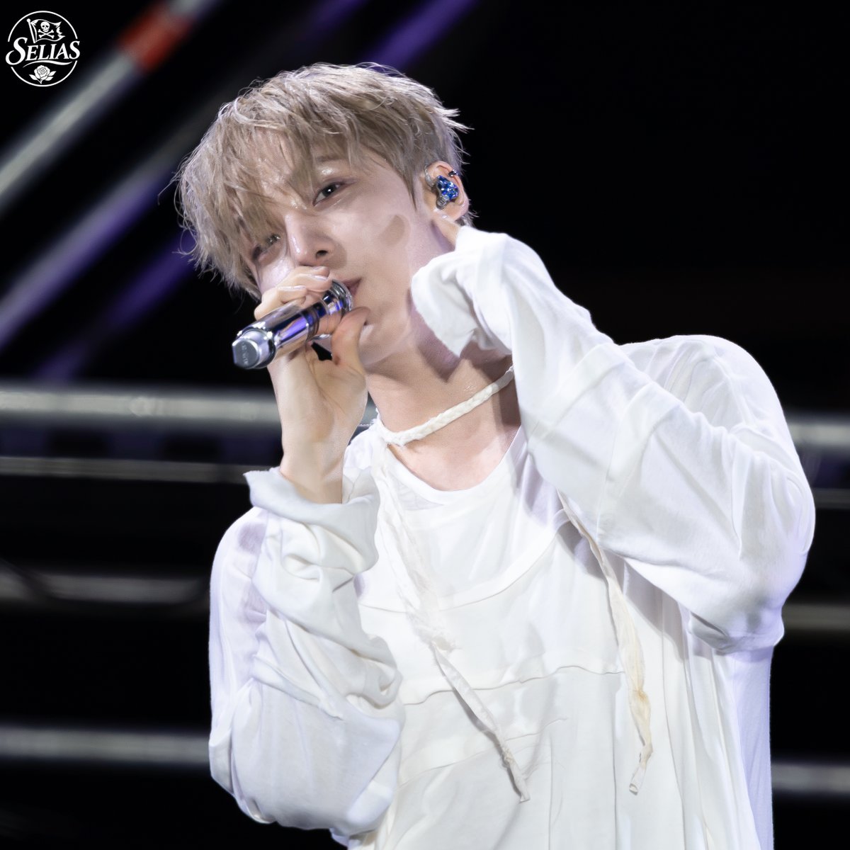 selas0408's tweet photo. 260920 ATA Festival 아시아탑페스티벌 아타페
붕방강아디 볼콕해요🫳🫳

#ATEEZ #YUNHO #에이티즈 #윤호 https://t.co/M2osPqojaR