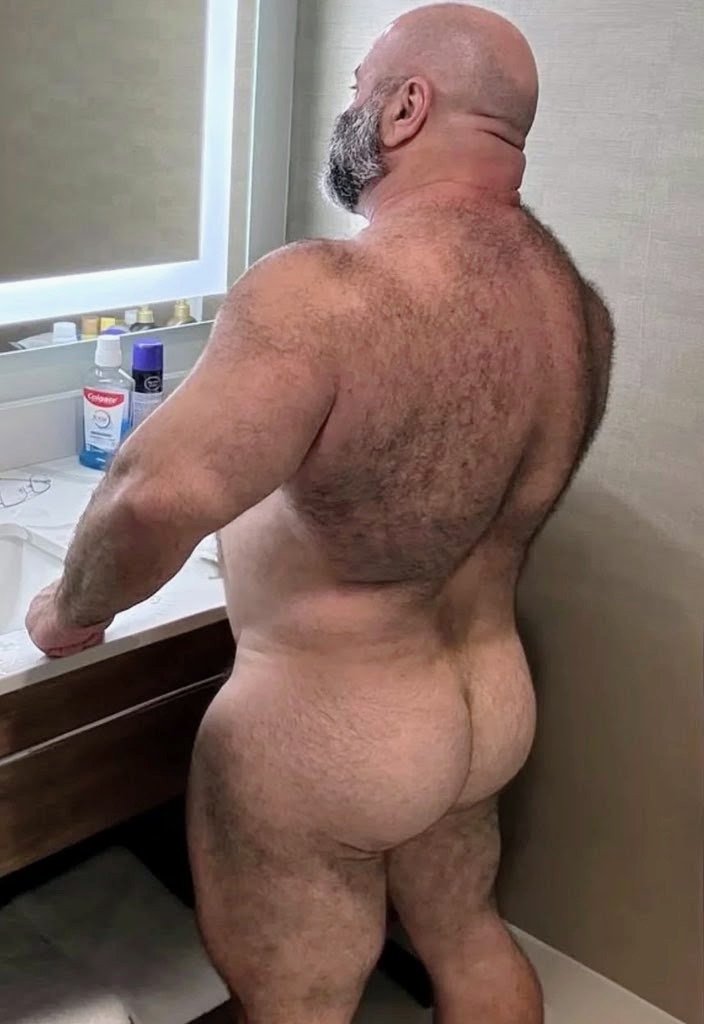 Bbear71D's tweet photo. Luke 🦍 https://t.co/X79WiZ0bUu