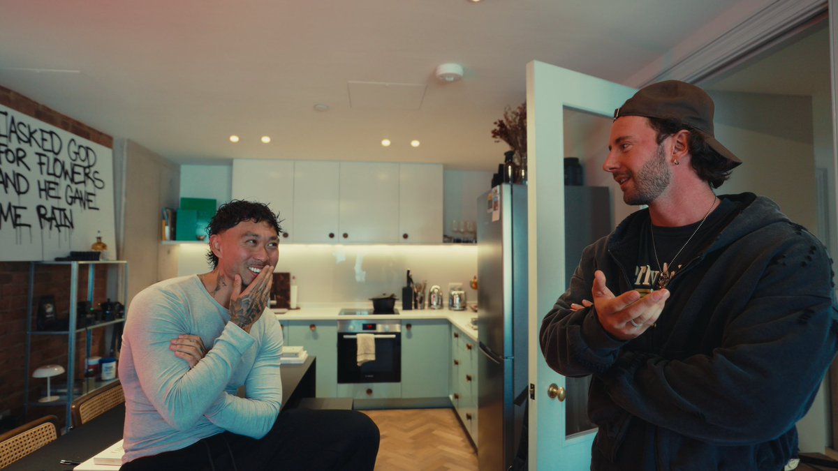 fredeca's tweet photo. my boy just started a brand so I pulled up and gave him the blueprint to grow it, using everything I’ve learned from building my brand cernucci across the years

we filmed it and it’s live on my yt channel ‘fred buckley’ 🍿 https://t.co/tSfjj60AAH