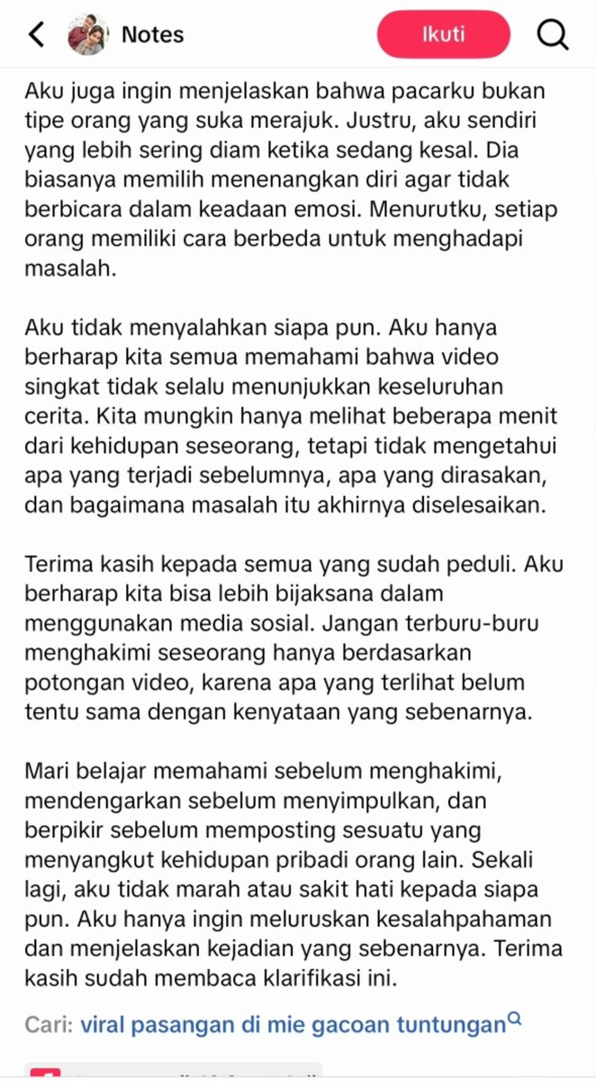 xyshulu's tweet photo. "Klarifikasi pasangan viral hujan-hujanan di Gacoan"

Cowok yang ngambek di Gacoan ternyata bukan ngambek karena ujang kedu dimakan sama ceweknya ya guys. https://t.co/495PUd9MH5