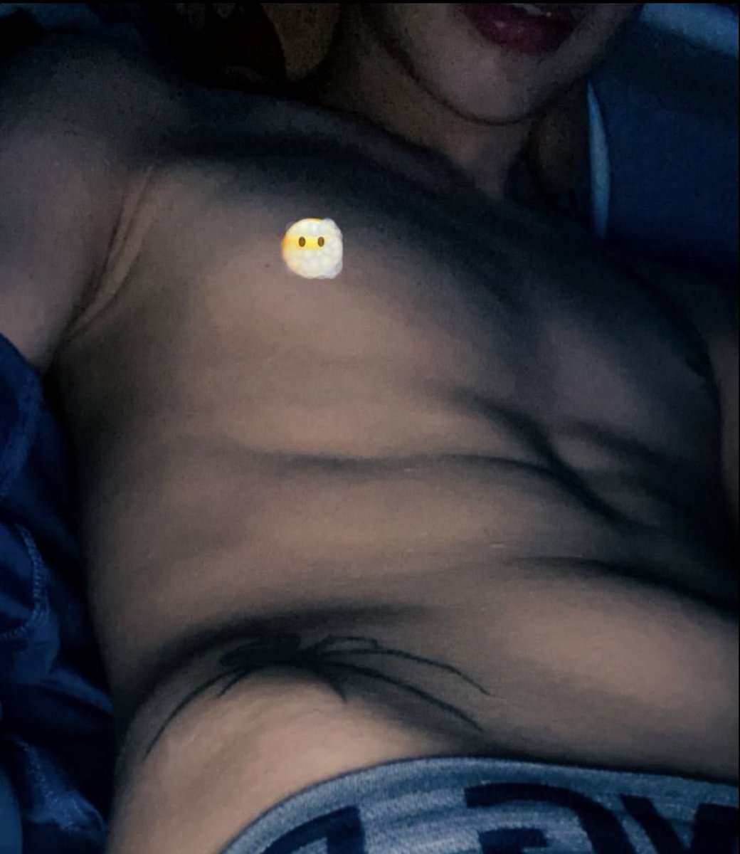 Luis87192935292's tweet photo. 🔥🫠
Quien para charlar? https://t.co/K72Nh92Nhj