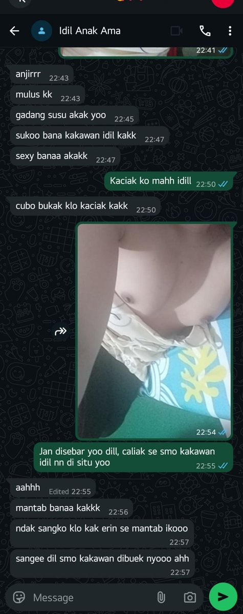 Vi26507's tweet photo. Ada yang mau lanjutan nya ga nih kaka nya ngajak ngewe adik nya https://t.co/YSHJvta7RX