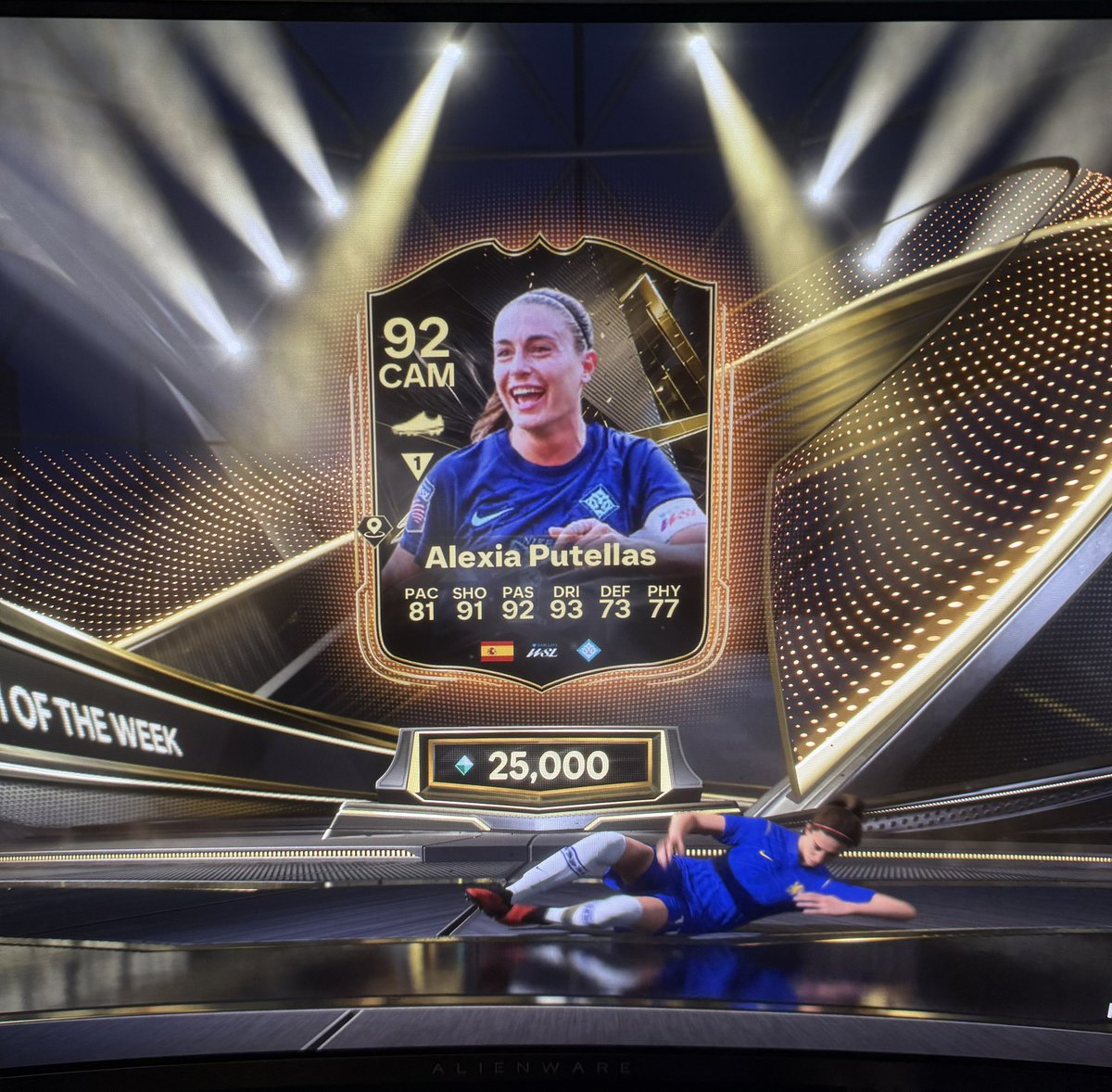 aye_curtt's tweet photo. @NepentheZ Just not understanding how they release a game yearly with the same bugs or this outrageous bugs. Also i never pack anything good. Look at this out of the 5x80 sbc pack https://t.co/cwda9ZmwLK