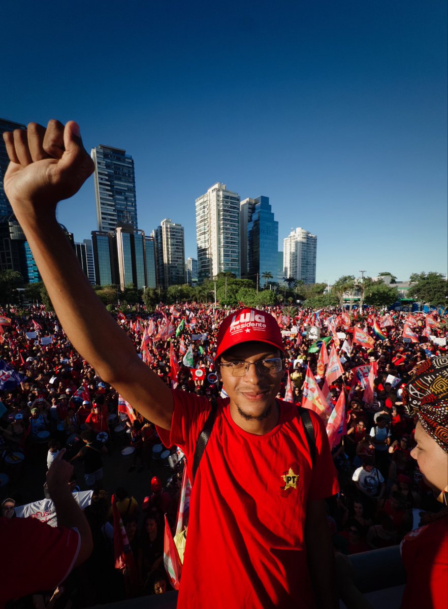 anittaacervy's tweet photo. ⭐️A JUVENTUDE QUER LULA REELEITO! 

Ontem, nós capixabas DEMOS A LINHA no Espírito Santo, manisfetamos nosso apoio ao presidente Lula com muita fé na sua reeleição! 

BORA LULA! #FandomsComLula #Lula https://t.co/gmakIZ6RoG