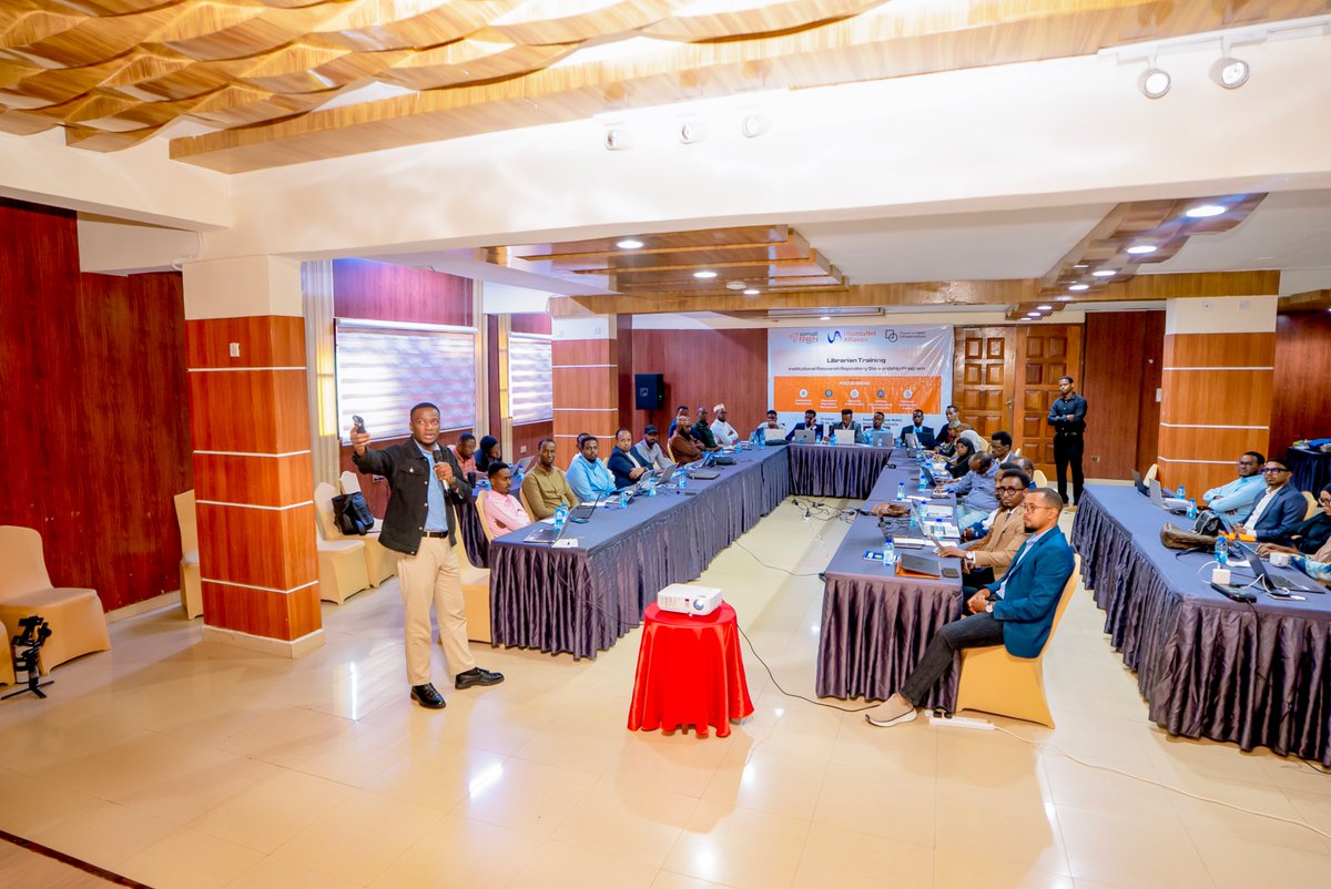 SomaliREN's tweet photo. We have launched the Institutional Research Repository Stewardship Program in Mogadishu today, bringing together librarians and repository managers from SomaliREN member institutions.
Facilitated by @UbuntuNet, the three-day program aims to strengthen institutional repository management, improve research discoverability, and enhance the global visibility of Somali scholarly outputs.
#SomaliREN #OpenScience #ResearchRepositories