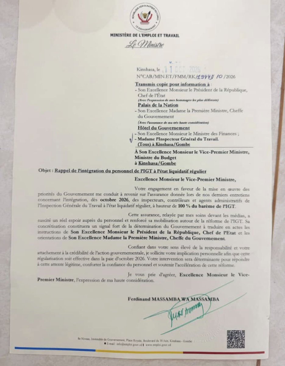 CamusLimbaya6's tweet photo. *Certains journalistes, que nous soupçonnons d’être payés par des responsables du ministère des Finances, sont en train de ternir l’image du Chef de l’État.* *Comment un journaliste peut-il se permettre d’affirmer que l’État congolais ne paie pas la totalité des barèmes salariaux des agents, comme si cette situation devait justifier le non-respect des engagements pris envers les travailleurs ?*
*Un ministre est de passage, mais l’État congolais demeure.* 
*Comment un membre du Gouvernement peut-il s’opposer aux instructions du Chef de l’État, qui est le garant de la Nation ?*
*Aucun agent de l’Inspection générale du travail n’a été recruté par le ministre des Finances.* 
*Nous avons été recrutés par l’État congolais, et non par un ministre.*
*Par conséquent, notre rémunération relève de la responsabilité de l’État.*
*C’est le Chef de l’État, Son Excellence Félix Antoine TSHISEKEDI Tshilombo, qui a donné des instructions concernant la réforme de l’Inspection générale du travail et l’amélioration de la prise en charge de ses agents.*
*Nous demandons simplement que ces instructions soient effectivement mises en œuvre et que les droits des inspecteurs, des contrôleurs et des agents administratifs de l’IGT soient respectés.*
*Le respect des engagements de l’État envers ses agents ne doit pas devenir un sujet de manipulation médiatique.* *Les agents de l’IGT méritent des réponses concrètes, le respect de leurs droits et une rémunération conforme aux engagements pris à leur égard.*
*L’État congolais nous a recrutés : c’est donc à lui d’assumer ses responsabilités.*