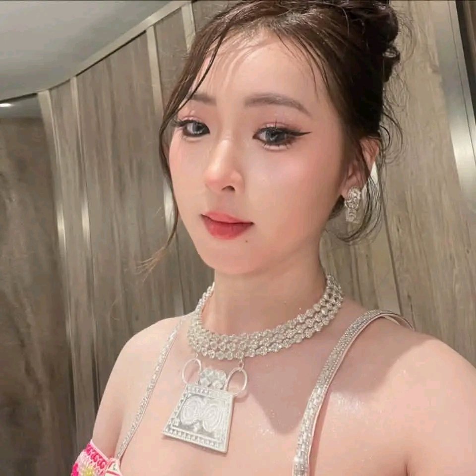 Ccjjiyffftod's tweet photo. Cute https://t.co/4J5mpJ2vrO