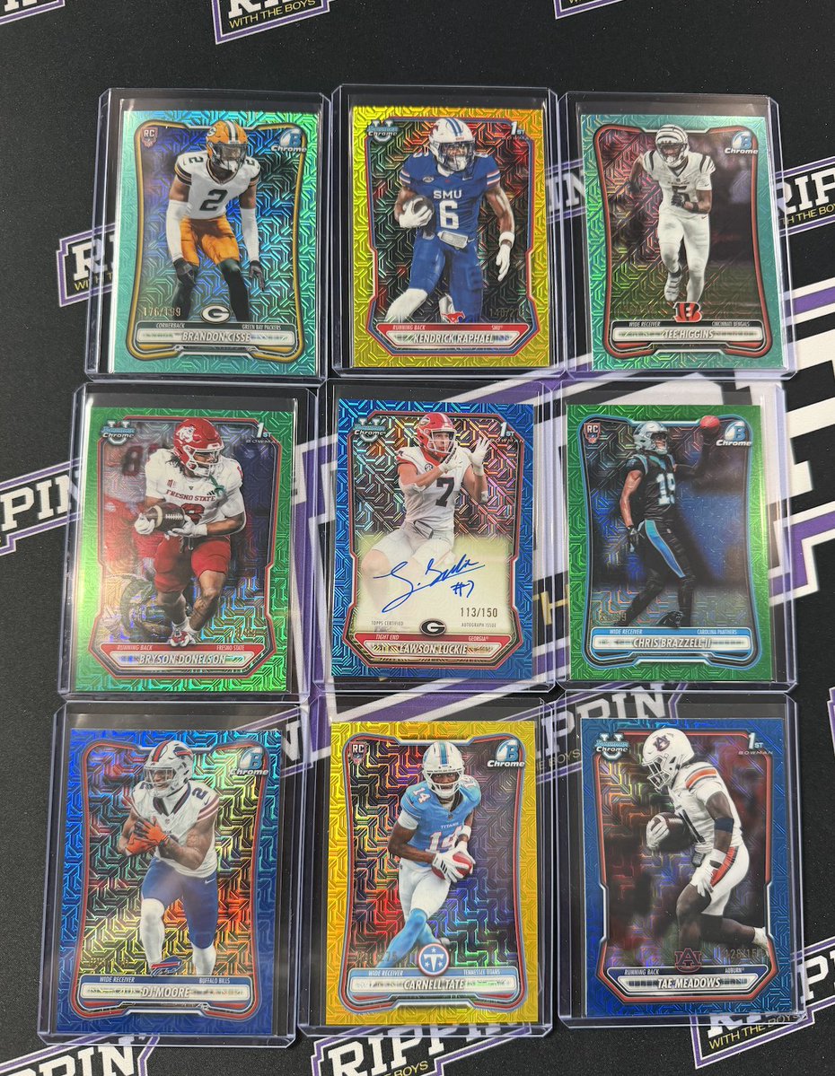 RippinWTB's tweet photo. 🚨GIVEAWAY🚨  

Whoever is closest to DJ Moore's finals receiving yards win this Bowman football lot! 

- Drop Your Prediction Below 
- Subscribe to the RippinWTB YouTube and drop a screenshot 
- Like + Repost! https://t.co/wk7xhM6Diz