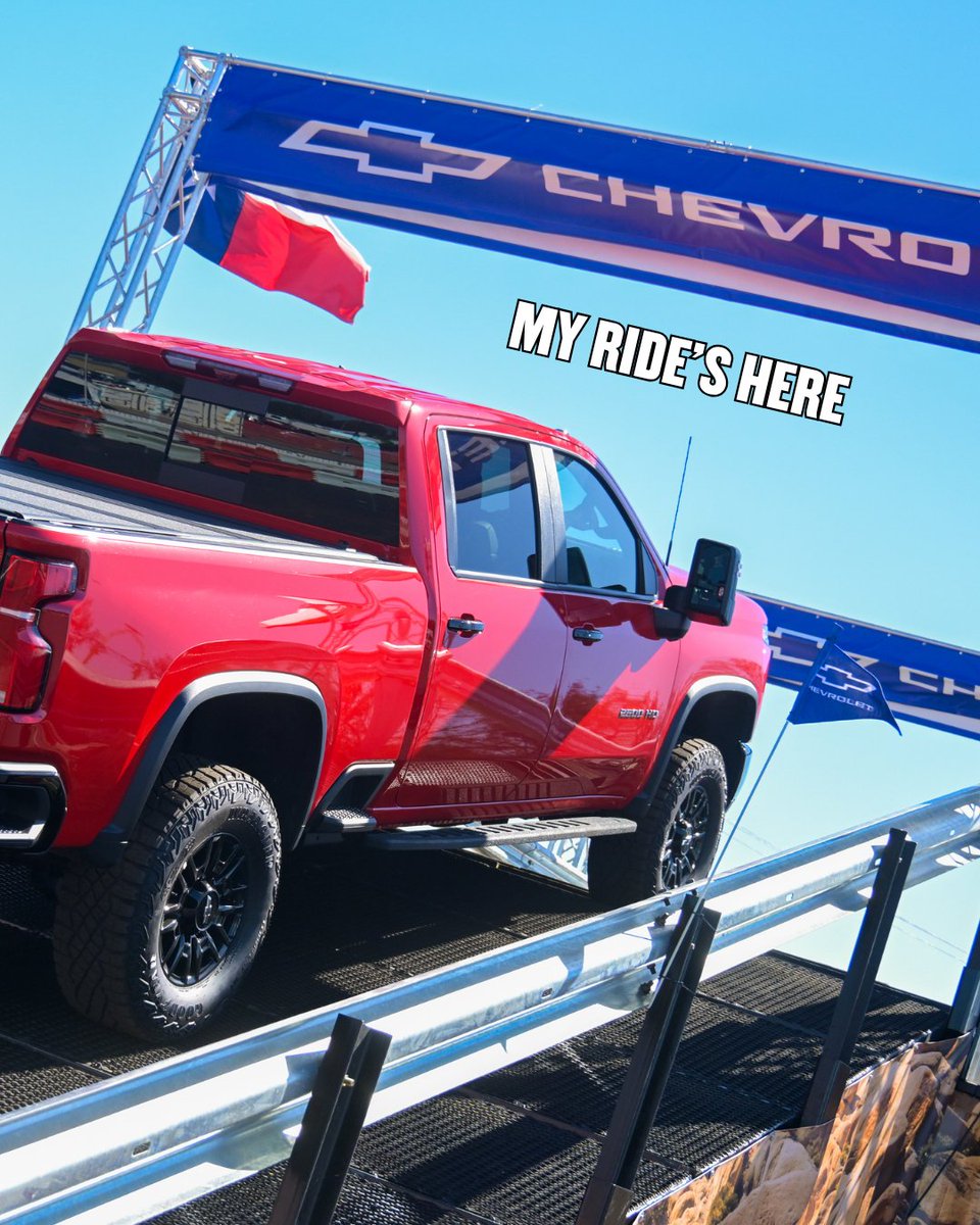 StateFairOfTX's tweet photo. Your Fair day could use a test drive! 🚗🤠 Get behind the wheel at the @Chevrolet Ride &amp; Drive and check out some of the latest models from Chevrolet, the Official Vehicle of the State Fair of Texas. https://t.co/ruWeKL2TMG