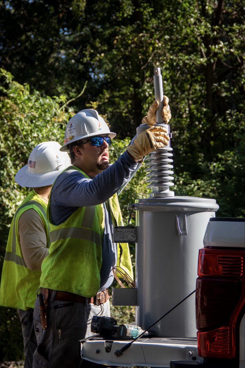 alabamapower's tweet photo. The work continues across our hardest-hit areas. Our crews are navigating significant storm damage and clearing the way for repairs. We know there’s still work to do, and our teams won’t stop until restoration is complete.
 
Keep safety first and always stay away from downed power lines. 
> https://t.co/igqZu5Ch4v