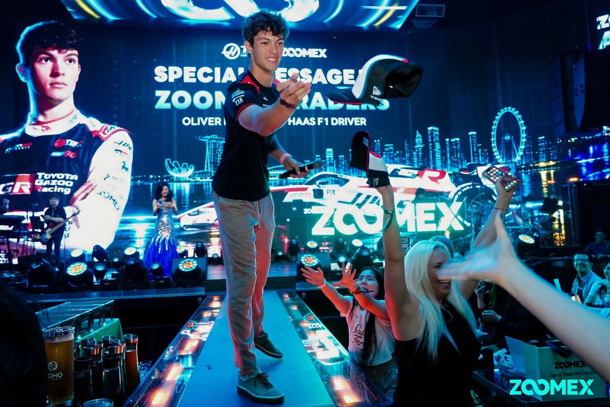 Nostalgic90sec's tweet photo. @ZoomexOfficial Stage 2 — This is pure adrenaline. 
When speed meets the future, the crowd doesn’t just watch the moment they become part of it. Zoomex turned a stage into an experience. 🔥

UID : 555555893 https://t.co/GkKJYllyRX