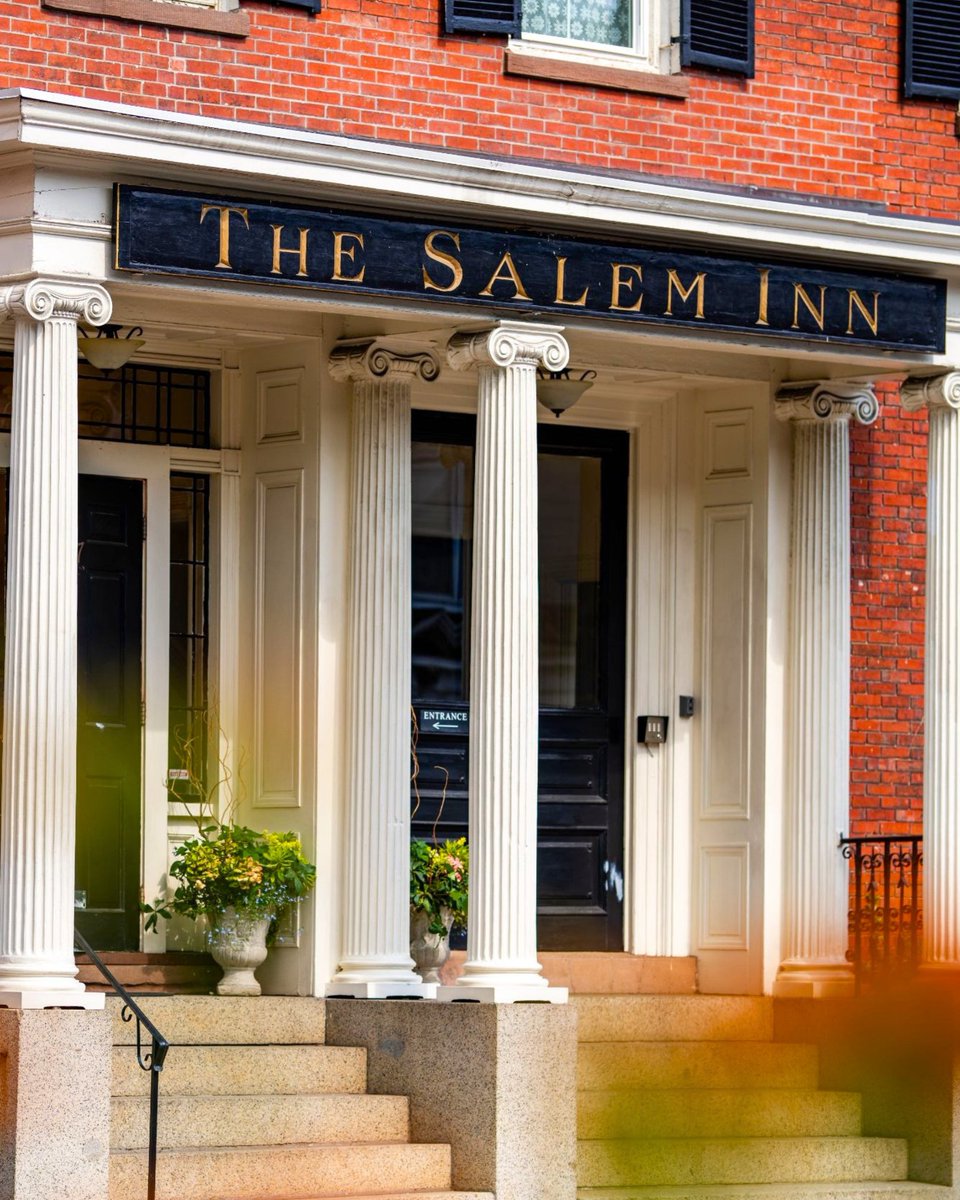 SalemInn's tweet photo. There’s no better time to visit Salem than in fall. 🤎

Come stay at the Salem Inn and make yourself at home while you explore historic sites, local shops, and fall days around the city. Your Salem getaway starts here. 🧙‍♀️

#SalemMA #FallGetaway #WitchCity #HauntedHappenings https://t.co/trMPohV5vf
