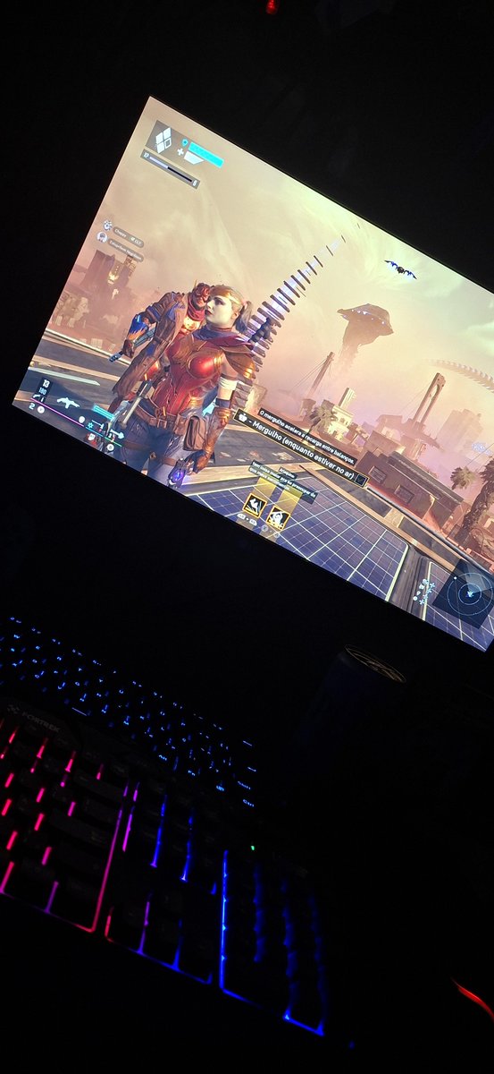 numetalb0y's tweet photo. Gostei do jogo do esquadrão suicida 
Cansei de fingir que não https://t.co/S3pqxjuoMX