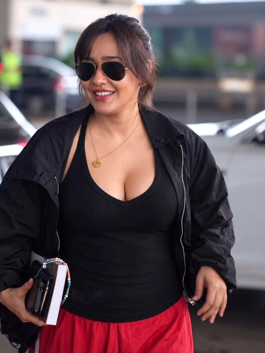 Actress_Fansss's tweet photo. #nehasharma 

Join the telegram channel below for more updates......
https://t.co/KIHKTUWKUX https://t.co/dZhQHajzl6