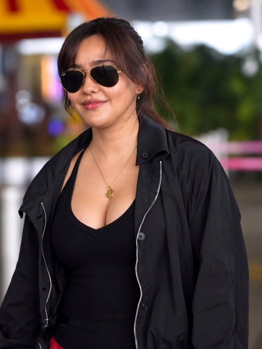 Actress_Fansss's tweet photo. #nehasharma 

Join the telegram channel below for more updates......
https://t.co/KIHKTUWKUX https://t.co/dZhQHajzl6