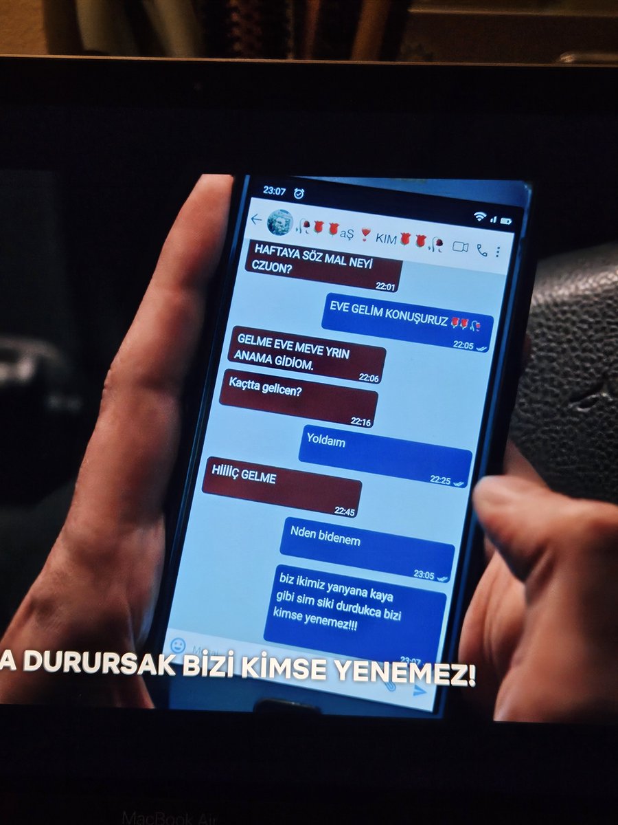 twentyoneshuri's tweet photo. taşralı bir gencin karısıyla arasını düzeltme çabasına mahvoldum🥀🥀🥀🥀 https://t.co/q0xHXuCg8n