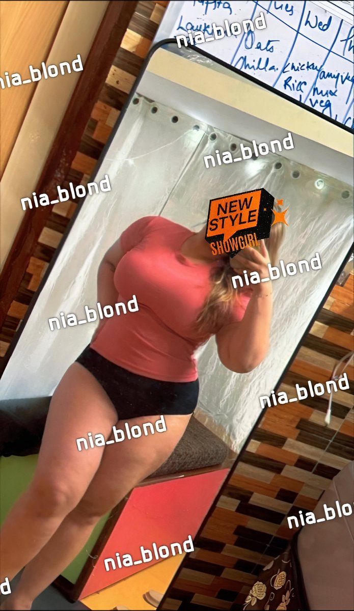 nia_blond's tweet photo. Recently mirror selfies https://t.co/Fu2cTJjlA5