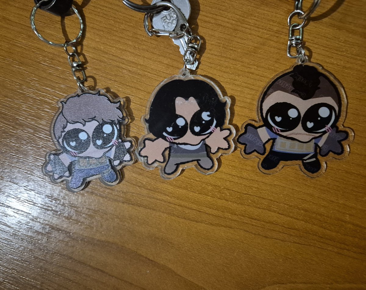manerefidelis's tweet photo. the only cod merch i have https://t.co/aTapbjxz6J