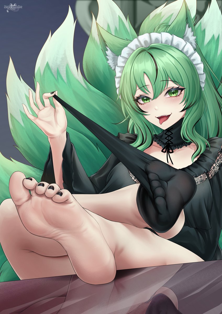 angrycomputer43's tweet photo. Hmm… would you like me to take my stockings off, or do you prefer them this way?~
#angrycoms #artmoots