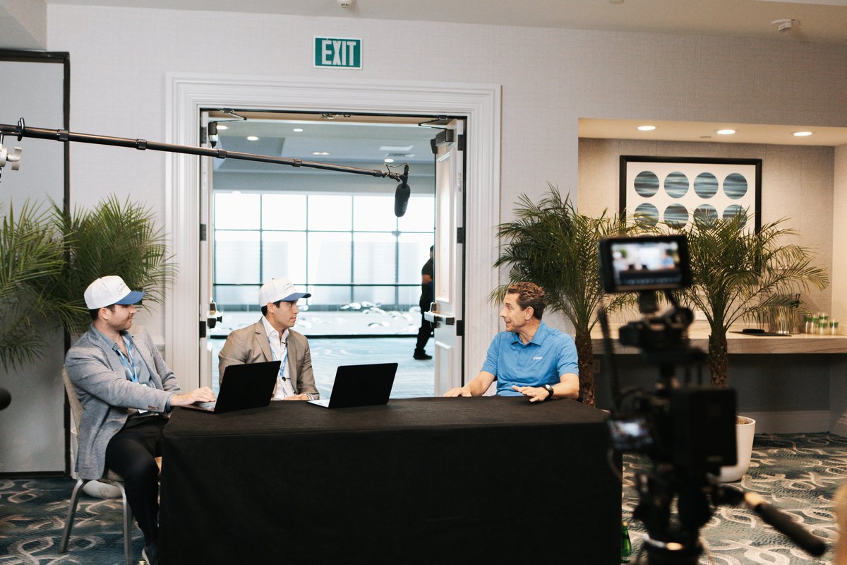 JakehellerPD's tweet photo. Incredible time with the Yardi team at YASC... 

We had the CEO Rob Teel on the show and it was EPIC!! https://t.co/Lr75OVuwXr