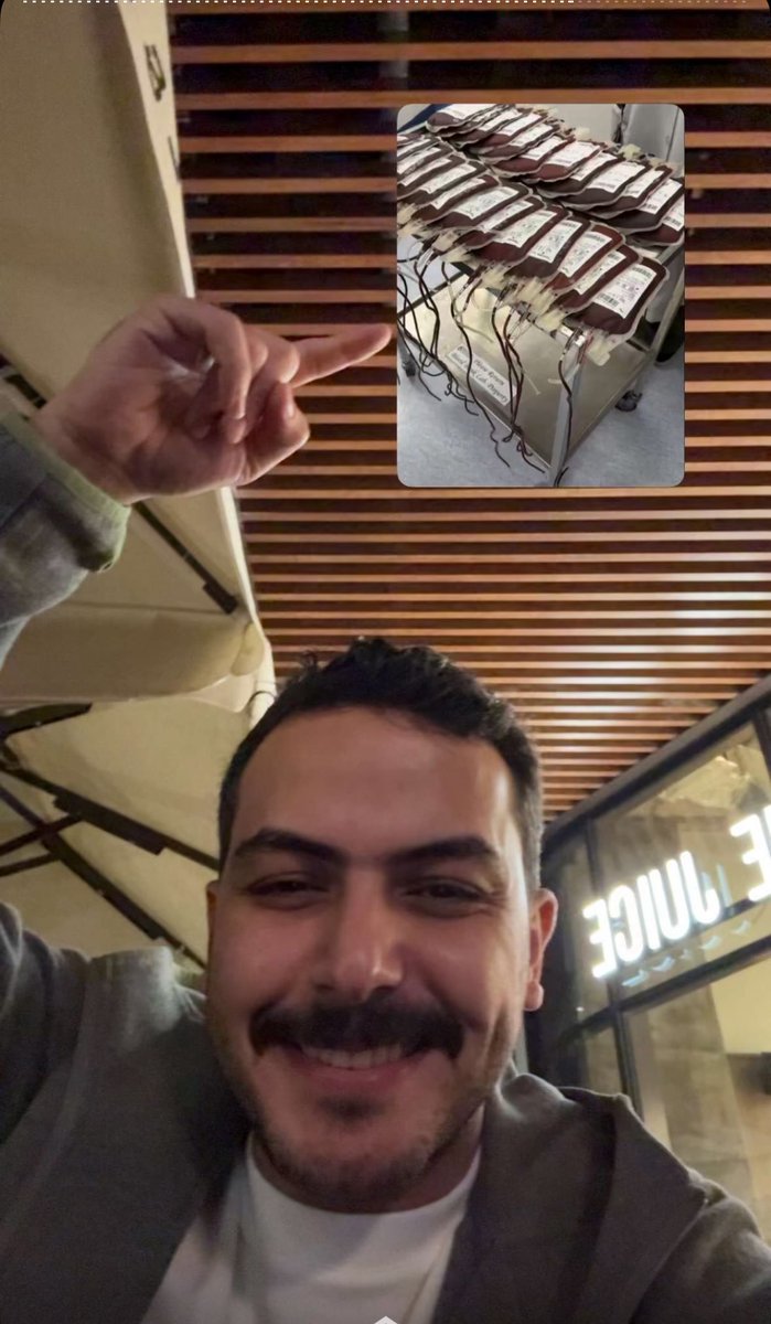 samtalwafaa's tweet photo. هذه هي قيادتنا.. قدوة قبل ما تكون توجيه

من مدرجات التشجيع إلى بنوك الدم، أثبت الشعب السعودي أن العطاء ما له حدود، وأن حب الوطن مو بس هتاف وشعارات، بل مواقف تنقذ الأرواح. 🩸🇸🇦
شجّع فريقك، وتبرّع بدمك، واجعل من حبك للوطن حياةً لغيرك
#سلطان_بن_نايف #حملة_ولي_العهد_للتبرع_بالدم https://t.co/l08uWKHeDf