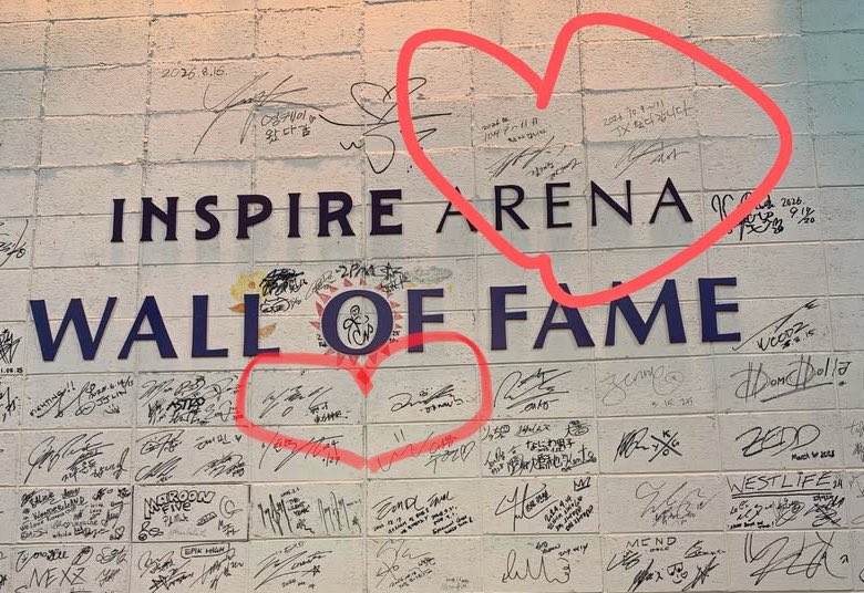 dbskfanbaseid's tweet photo. yunho, jaejoong, junsu, changmin sign on inspire arena🥹❤️ https://t.co/jNFsCcV0sI