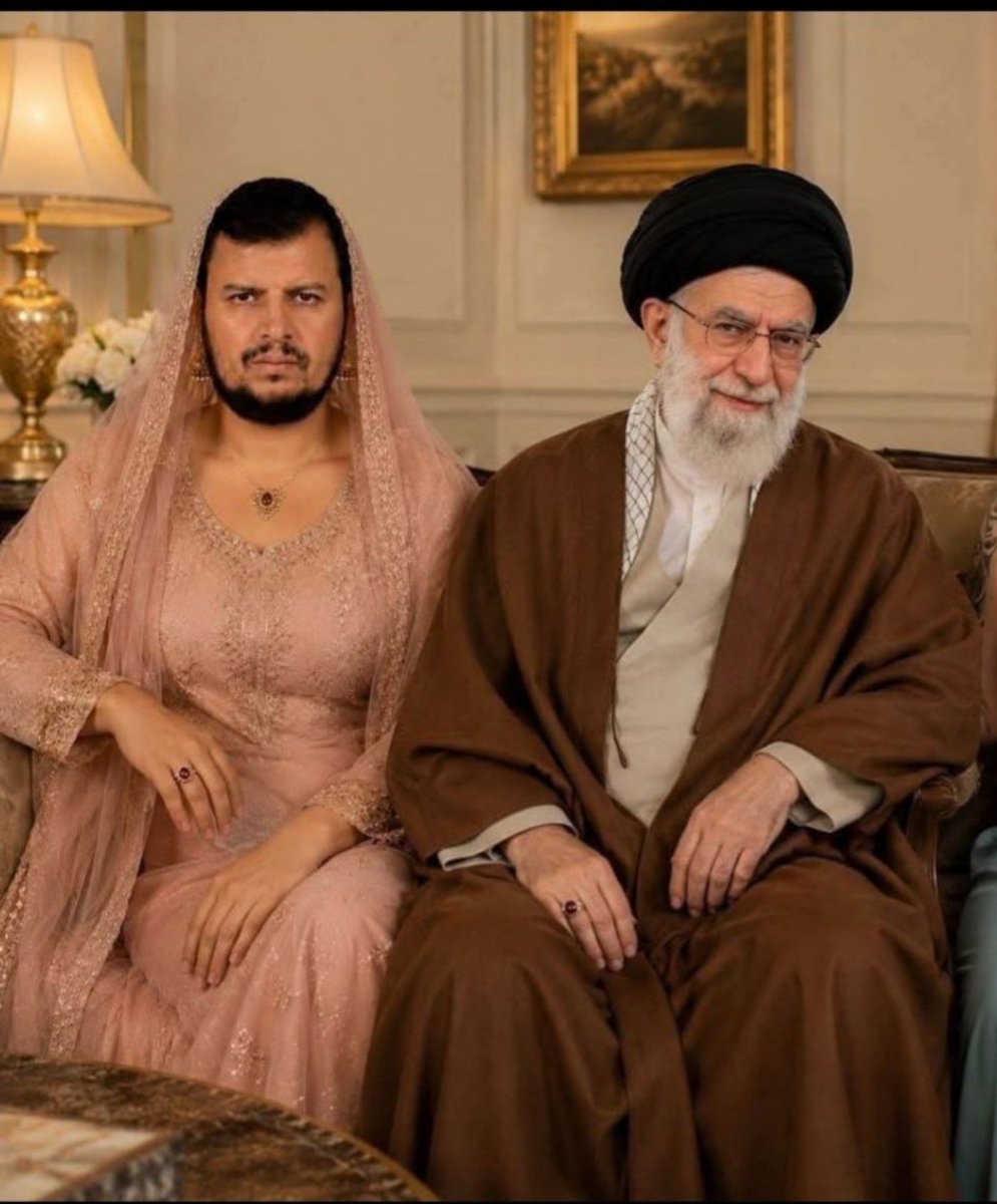 WtnAl4210's tweet photo. لعنتي عليكم احياء وأموات  يااخس وانجس ماخلق الله في الأرض https://t.co/gBLohmjtFT