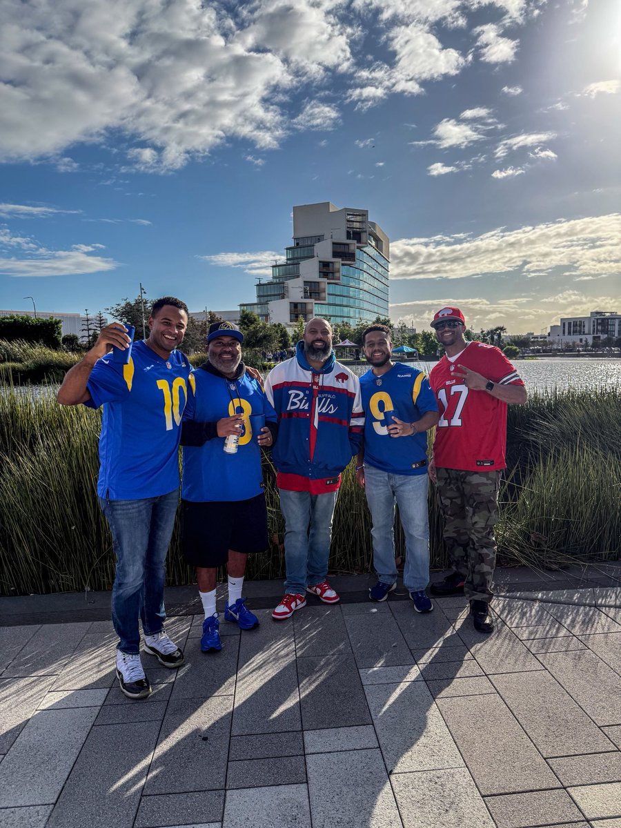 AlwaysN_Trouble's tweet photo. #BillsMafia https://t.co/EWWr73HME5