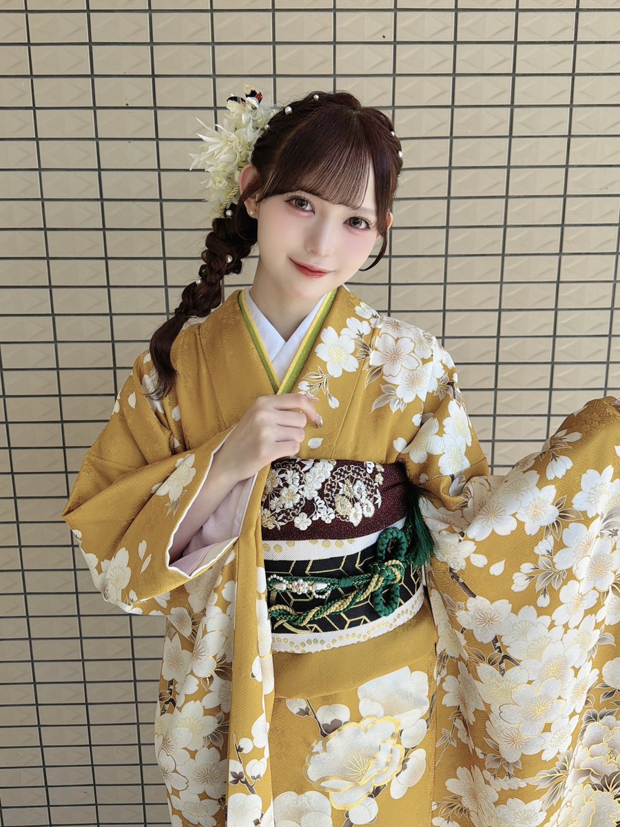 Meari_Pchuu's tweet photo. 名古屋二十歳コレクション2026ありがとうございました🌸*:･ﾟ

Pretty Chuu ミルキーイエロー担当 桜城めありです💛

名古屋出身なのでこうして愛知でお仕事させていただけることが夢みたいですごく嬉しかったです՞⸝⸝>  ̫ <⸝⸝՞

ALT見てね♡ https://t.co/B6ZwHKExpH