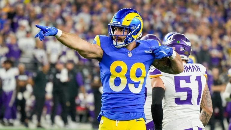 everybodyeatss2's tweet photo. MNF FIRST TOUCHDOWN:

IVE ONLY HIT ONE ALL YEAR. 

I HAVE TO GO BACK TO HIM. 

TYLER HIGBEE +1800 

(Record: 1-14) Link to tail 👇 ♥️ 
https://t.co/KA17gGSnTk https://t.co/CdNClmOrjn