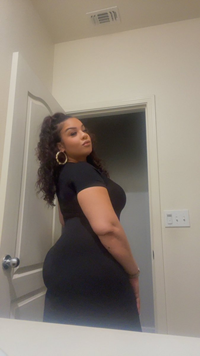 EmpressDynBro's tweet photo. Black &amp; Rican Effect 😚 https://t.co/y8avr1nA9X