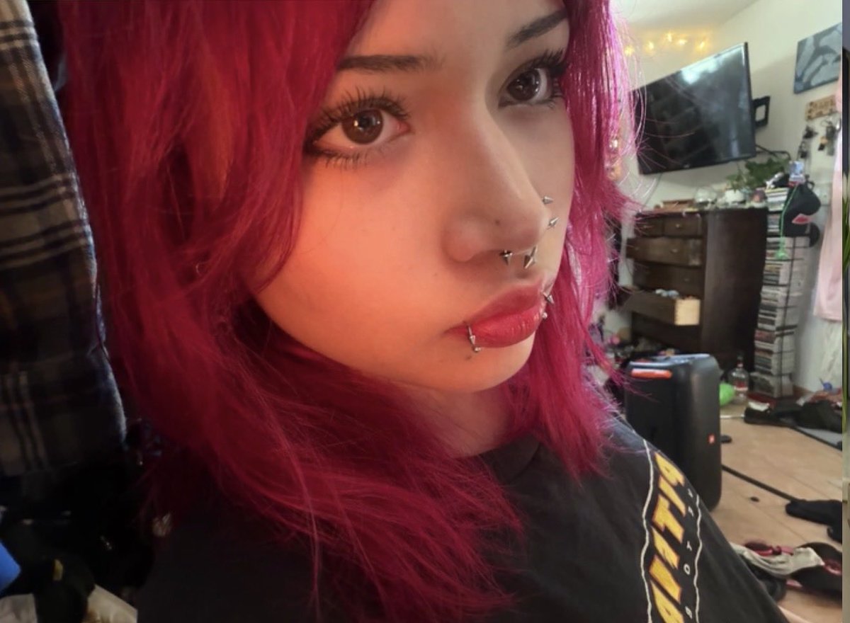 jae080899's tweet photo. Online for a bit before I go to class.
Dm for menu, cashapp and throne only
#findom #paypig #paypiggy #nsfw #nsfwtwt #horny #wankchat #wankbattle #buyingcontent #feet #wasian paypig findom https://t.co/1Nsw90e65q