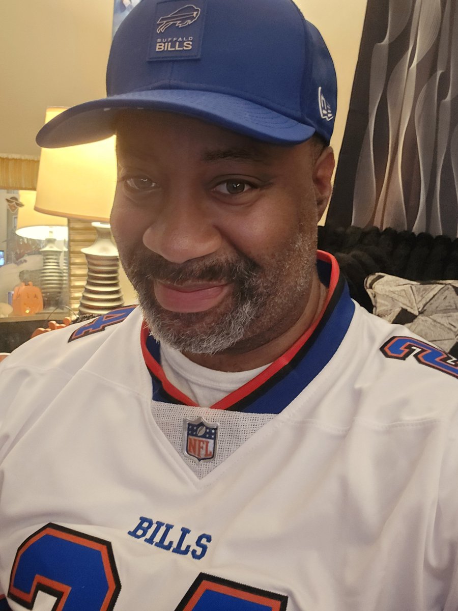 ColonCorey's tweet photo. Mafiaaaaa where we at!!! LFG!!! https://t.co/yRw7DTvoUV