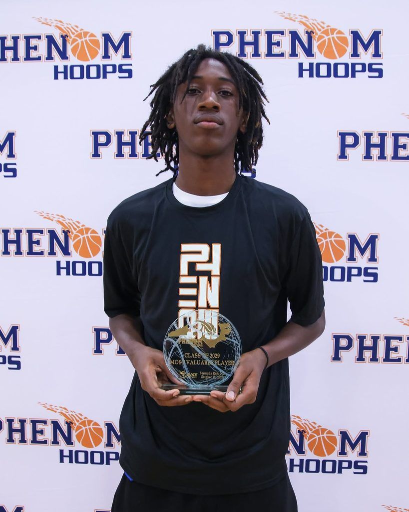 PhenomExposure's tweet photo. Award Winners from NC Top 80/ NC Sophomore 40/ NC Freshman 40
#PhenomHoops 

2029 MVP: Taelin Burney
Standouts:
2029 Ayo Awosanya
2029 Sylva Okauru
2029 BJ Houston
2029 Peyton Fogle
2029 Jayce Williams 

Link: https://t.co/CQybZKLJUf https://t.co/42BZrdxyng