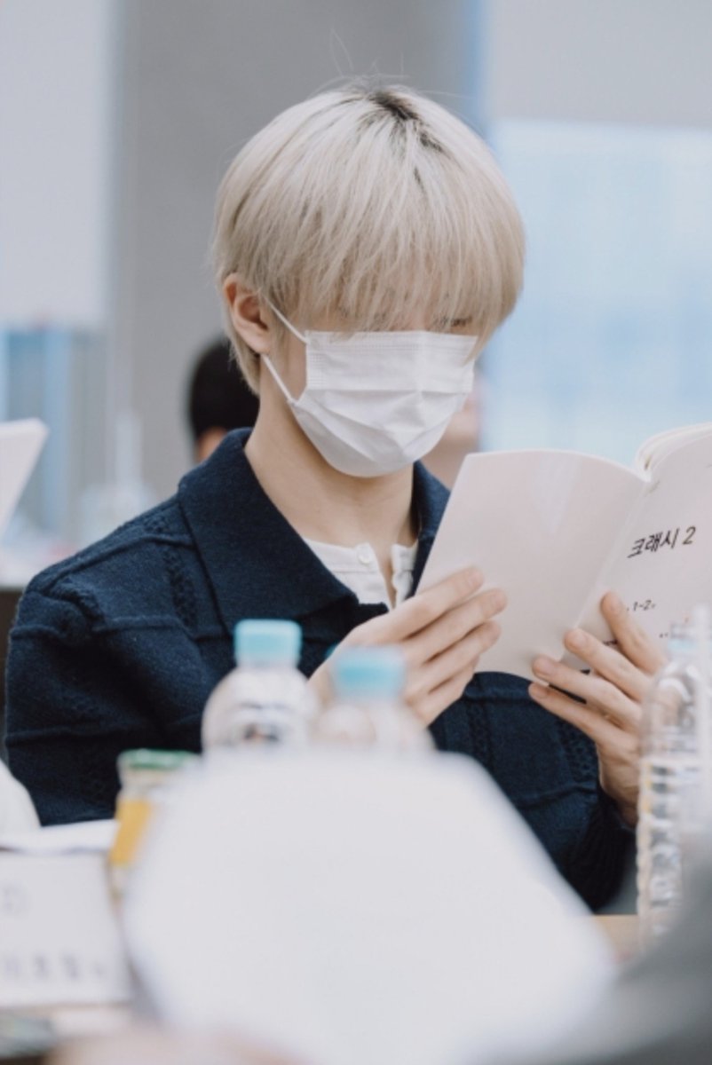 jisunqpawrk's tweet photo. ENA just released first script reading picture of JISUNG for CRASH 2, premieres on November 16th at 10PM KST!!! 😆🙌🏻 

#CRASH2 #크래시2 https://t.co/fDBWYAMB16