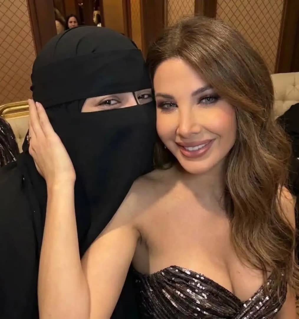 roon3g's tweet photo. والله عيب على نقابكم!! https://t.co/bSsfDEnHAi
